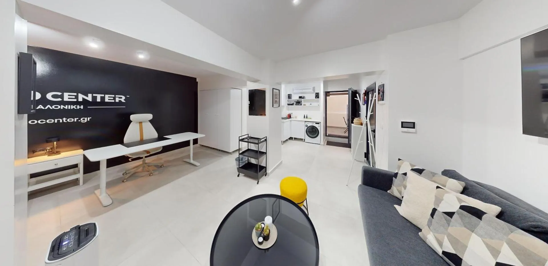Promo Center Suites Edg سالونيك شقة